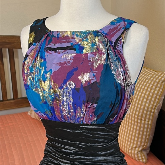 Nicole Miller Metallic Sleeveless Ruched Cocktail Dress, size 0 - Picture 15 of 16